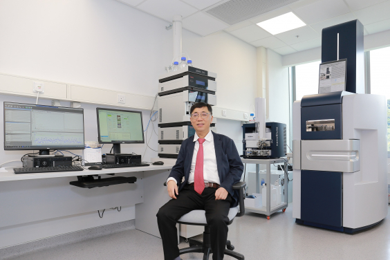 Professor Che Chi-Ming
Laboratory for Synthetic Chemistry and Chemical Biology